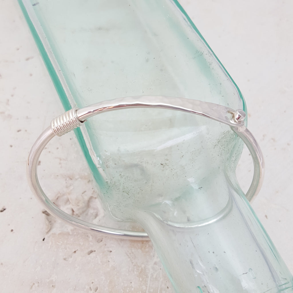 hammered top bangle with clasp