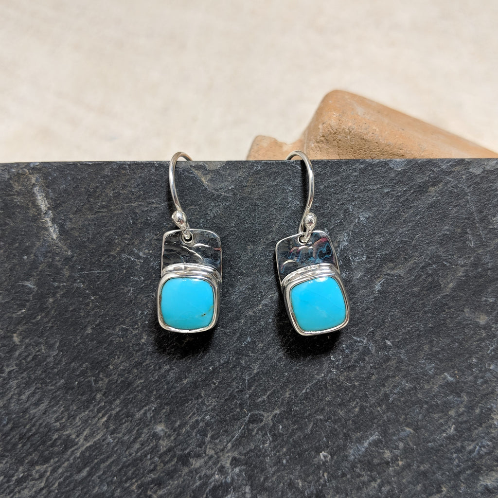 Turquoise Earring with hammered detail front view