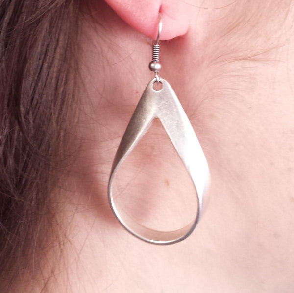 ribbon earrings on model